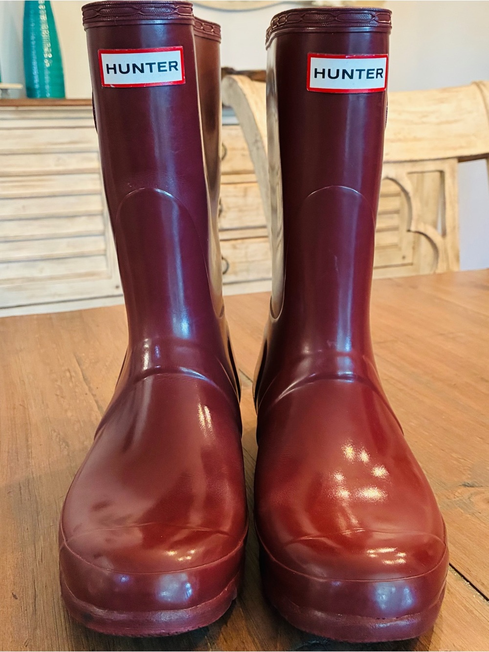 Hunter Red Gloss Rain Boots. Short with buckle. Unisex size men 8 women 9 - Picture 3 of 11